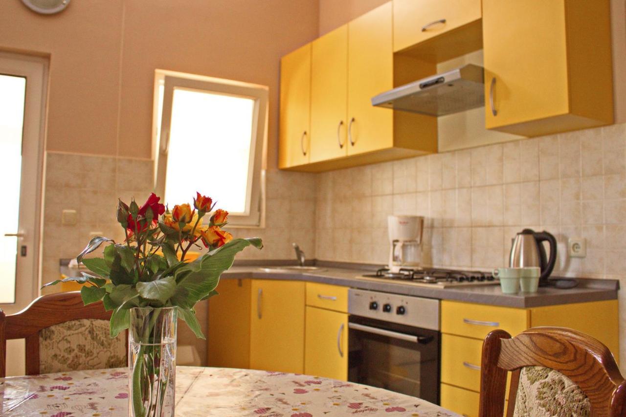 Apartments By The Sea Nin, Zadar - 12890 Exterior foto